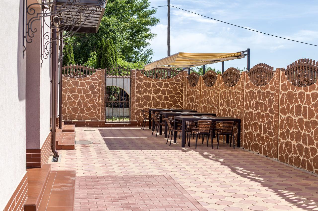 Complex Azar Hotel Galati  Exterior photo